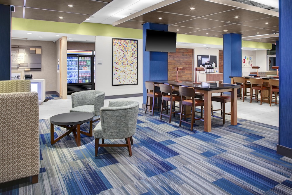 Holiday Inn Express Suites Houston Nw Cypress Grand Pky 46/63