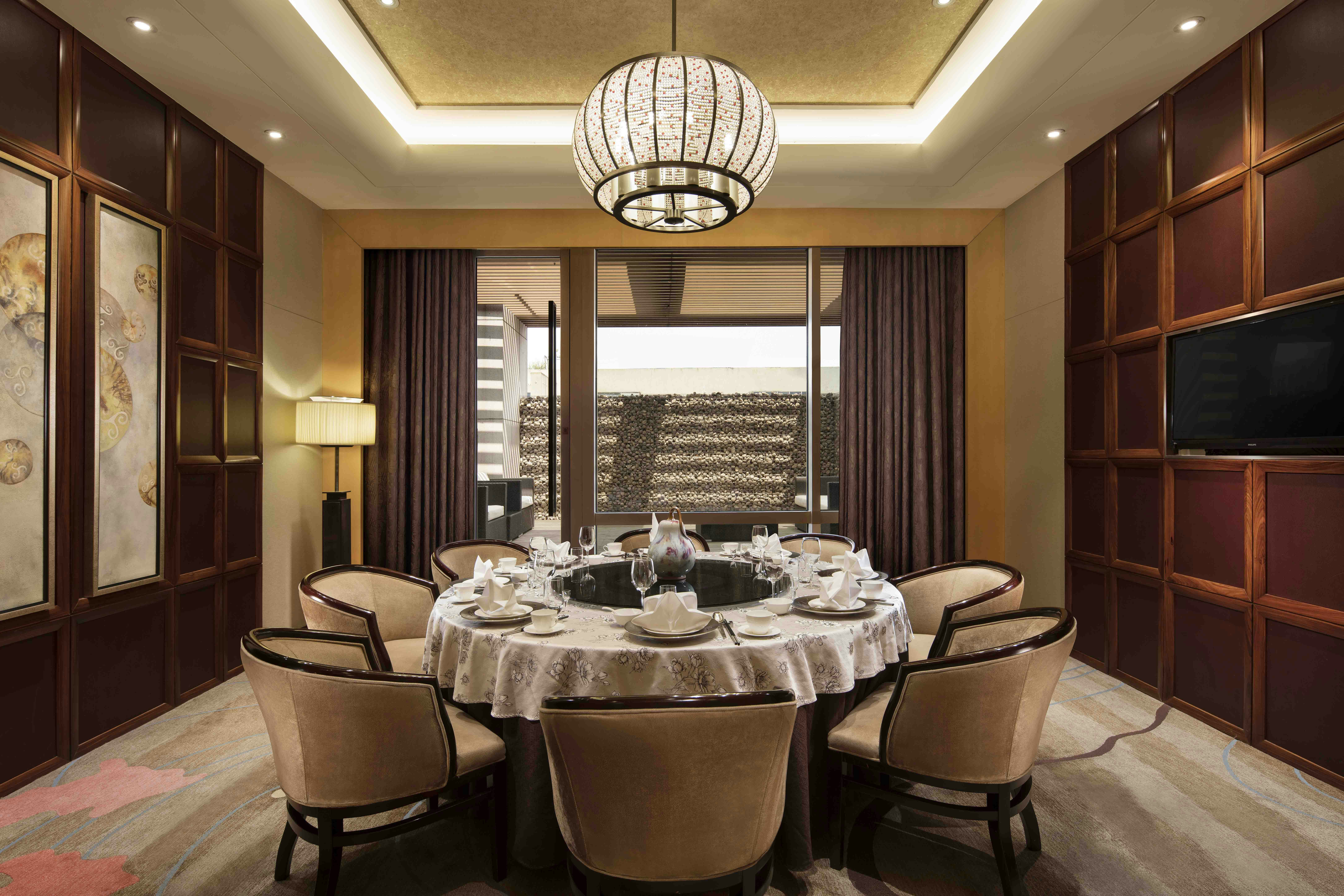 Hilton Zhengzhou 55/75