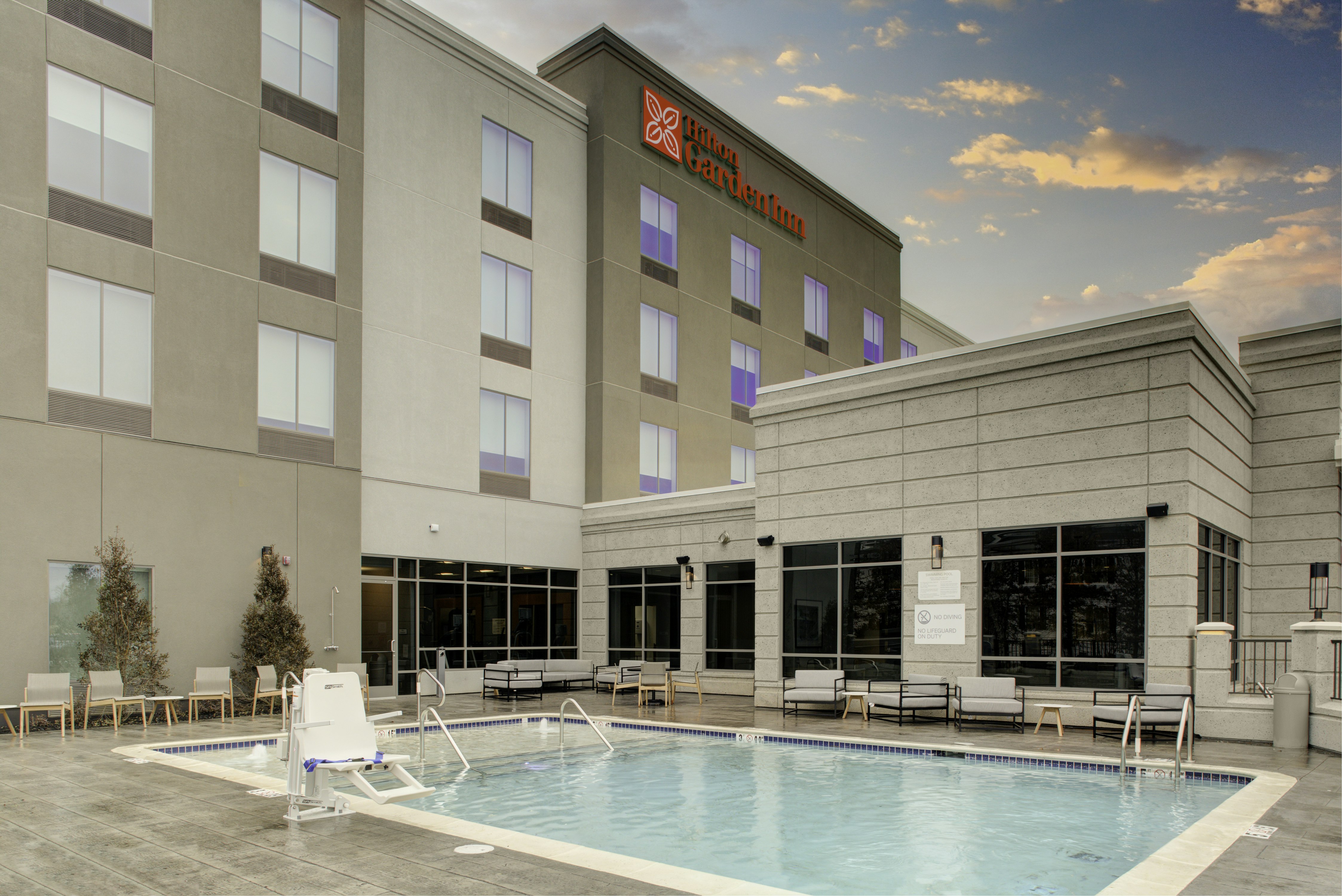 Hilton Garden Inn Jackson Tn 9/83