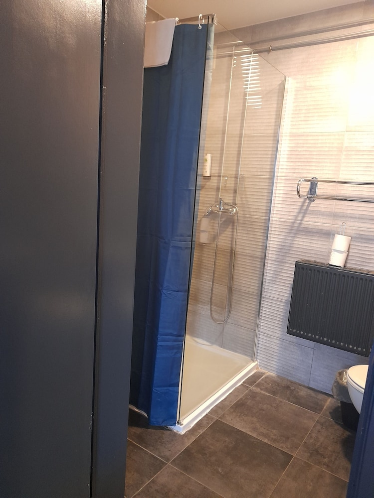 Hotel Albergo 33/46