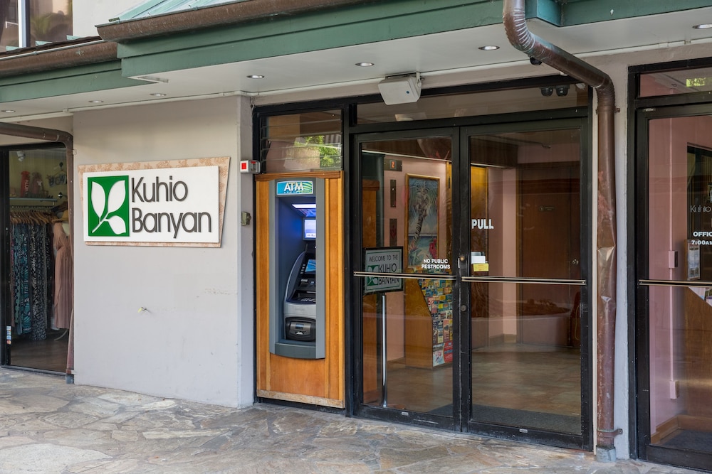 Kuhio Banyan Club 4/59
