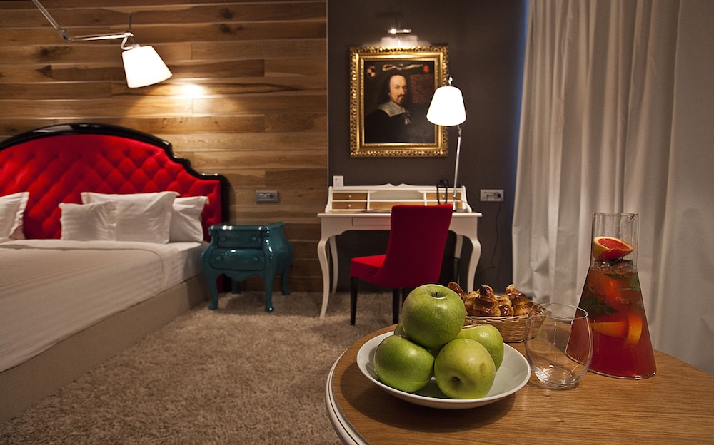 Hotel Graphite Gallery 4/44