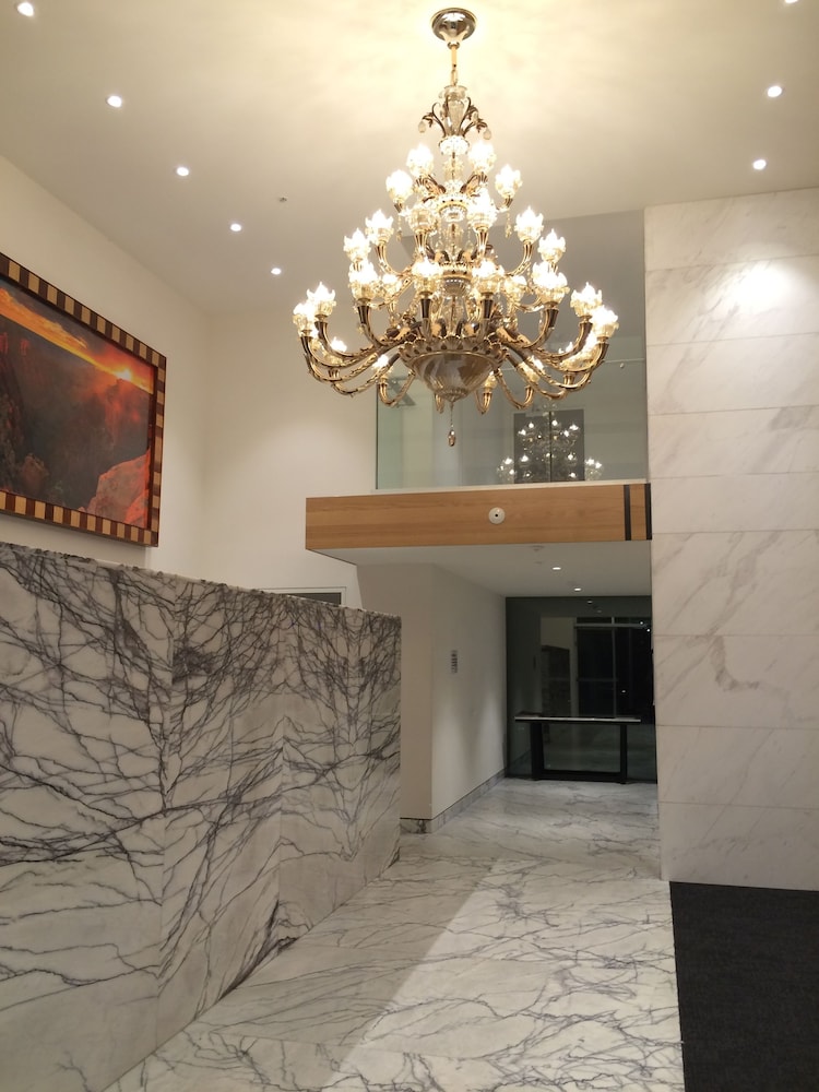 Tasha's Apartments on Morphett 7/50