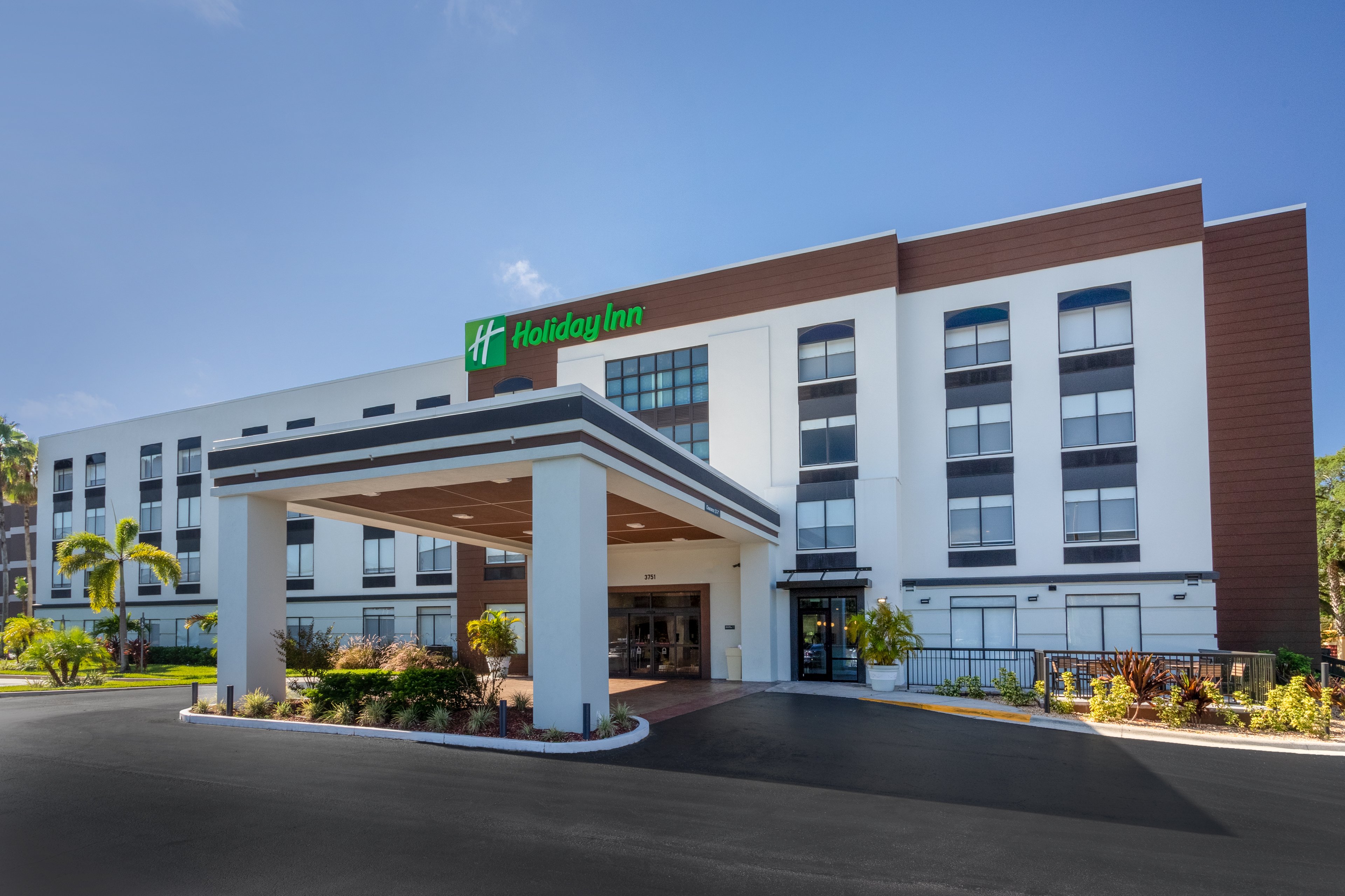 Holiday Inn Tampa North 32/41