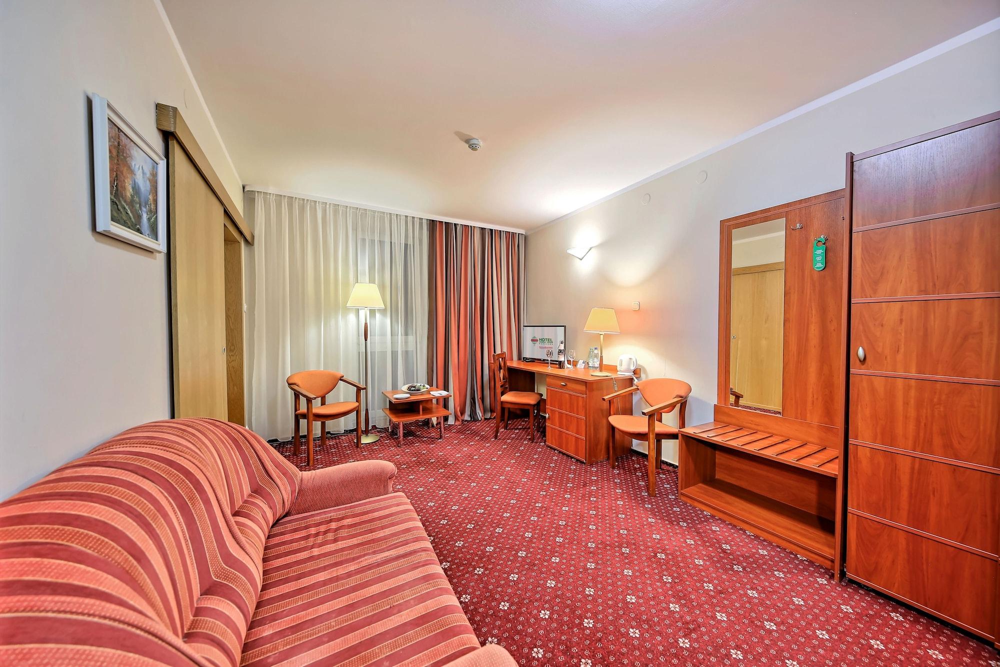 شقة، Gromada Hotel Warsaw Center 2/3