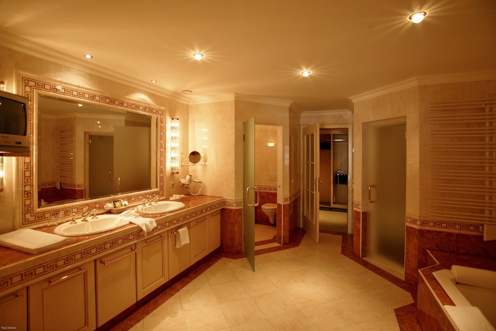Hotel Salzburgerhof 13/50