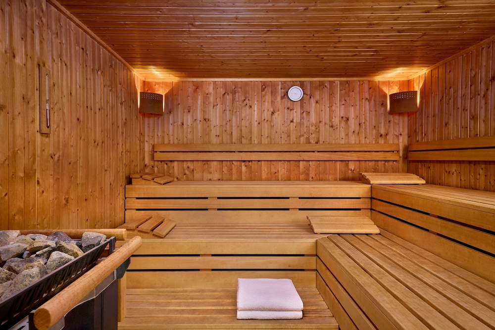 Courtyard by Marriott Magdeburg 12/29