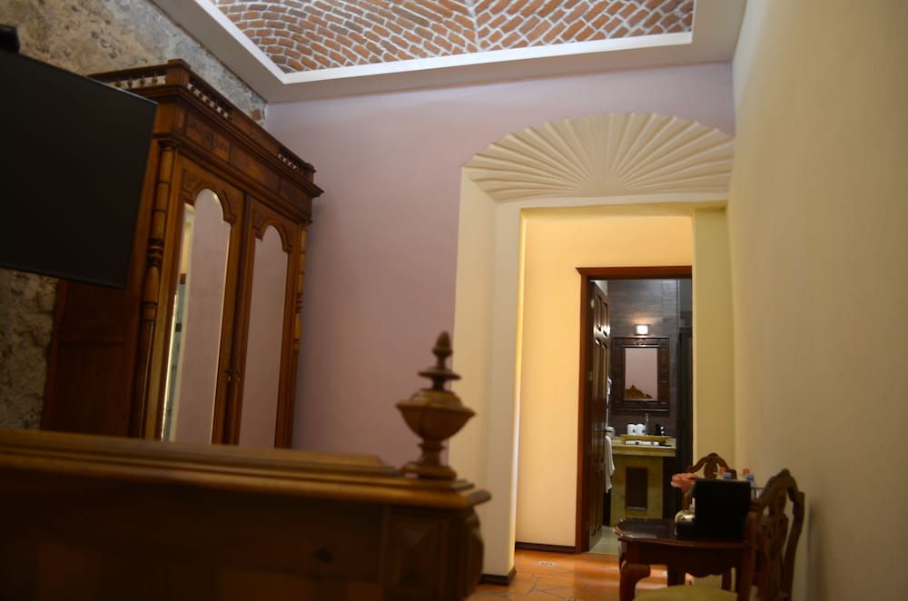 Hotel Marques del Angel 24/60