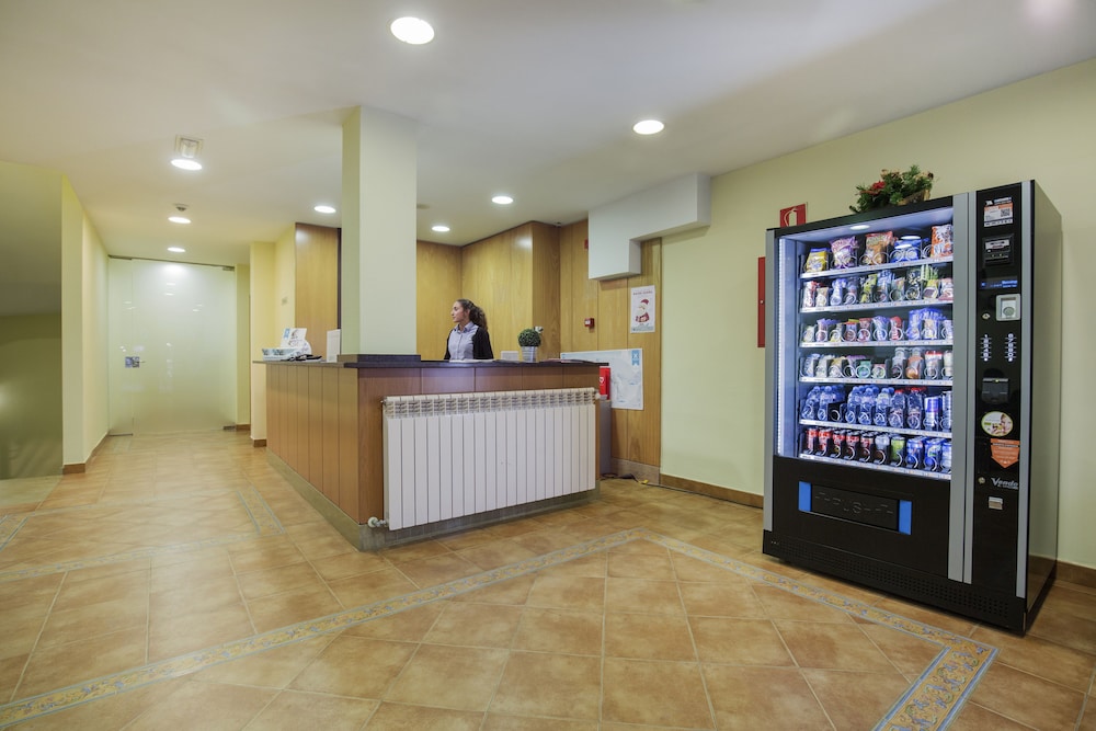 Catalunya Ski Hotel 6/28