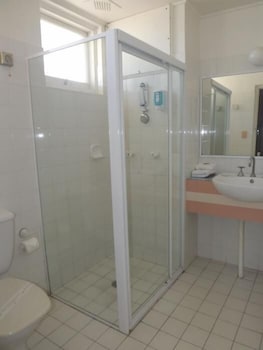 Golden Sands Motor Inn 45/45
