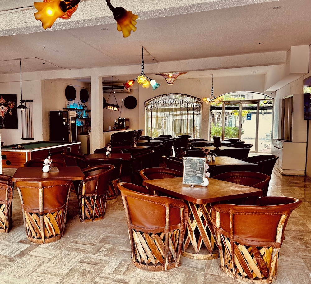 Hotel Green 16 Extended Stay 32/49