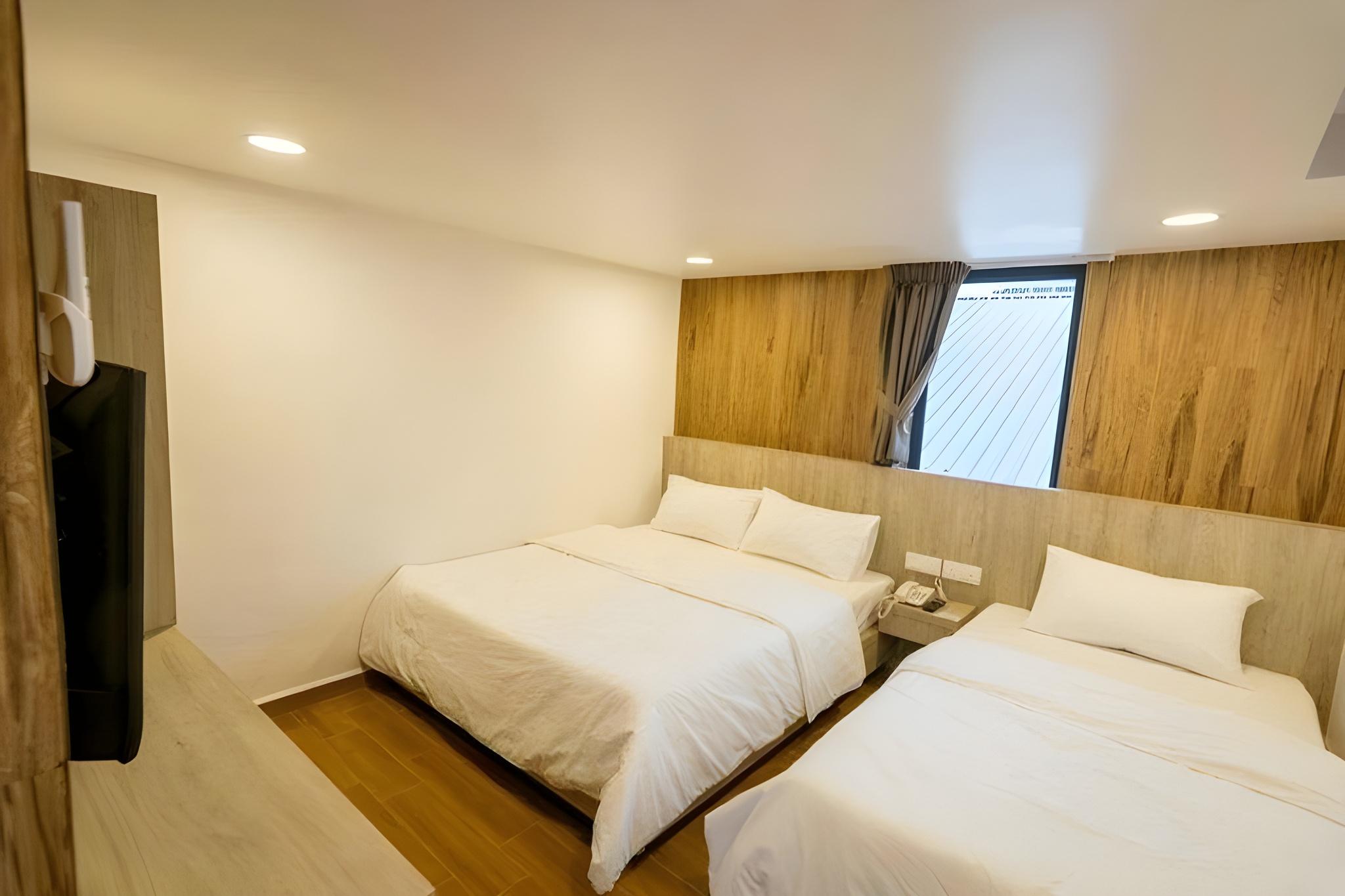 JX Hotel 18/24