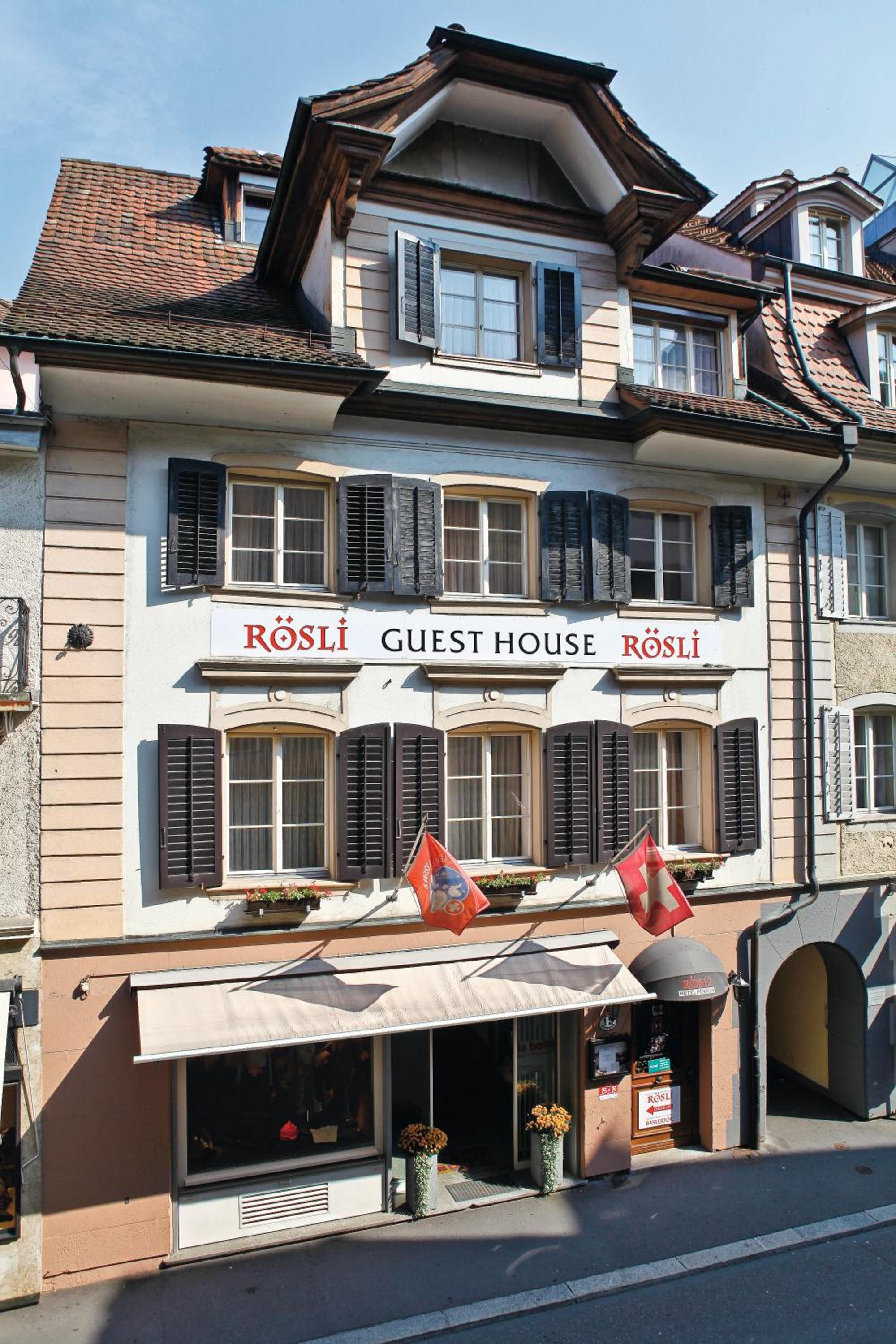 Rosli Guest House 2/29