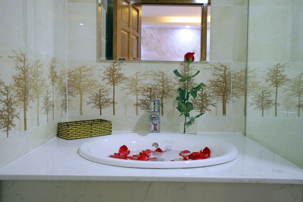 Hang Nga 1 Hotel 24/26