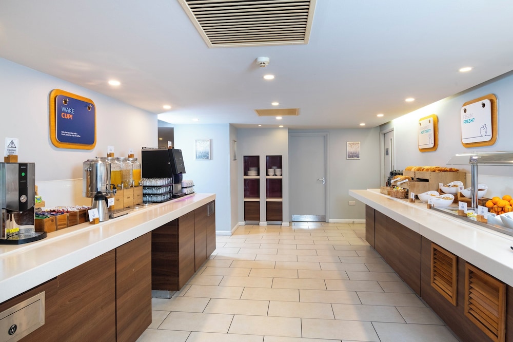Express By Holiday Inn Birmingham Oldbury 10/61