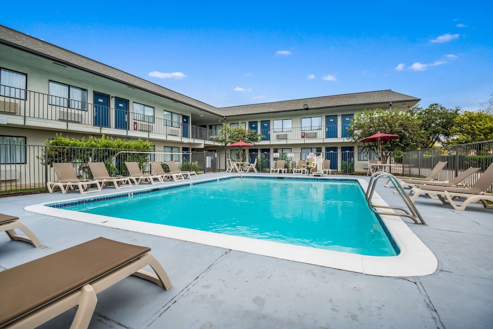 Motel6 College Station, TX - Bryan 39/41
