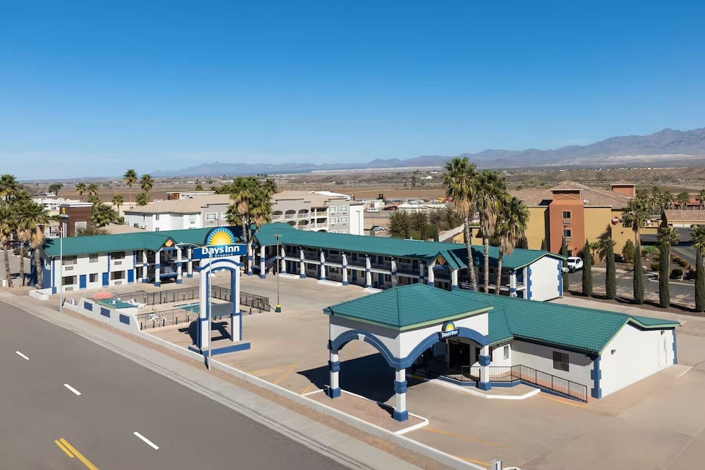 Days Inn by Wyndham Safford AZ 53/60