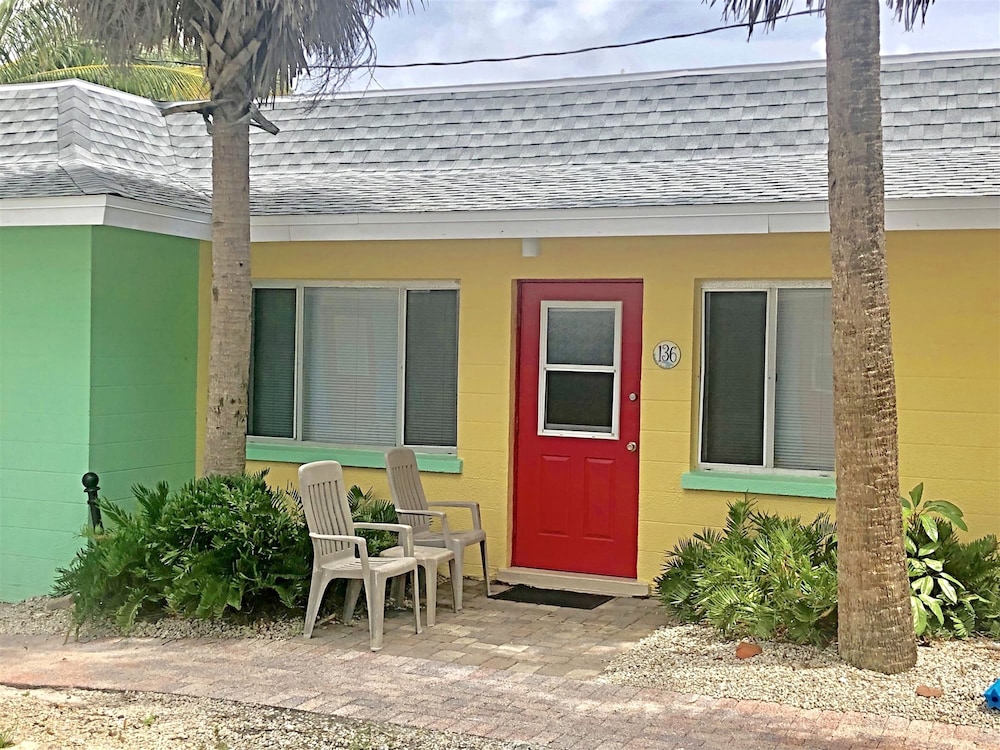 Manasota Key Resort 5/50