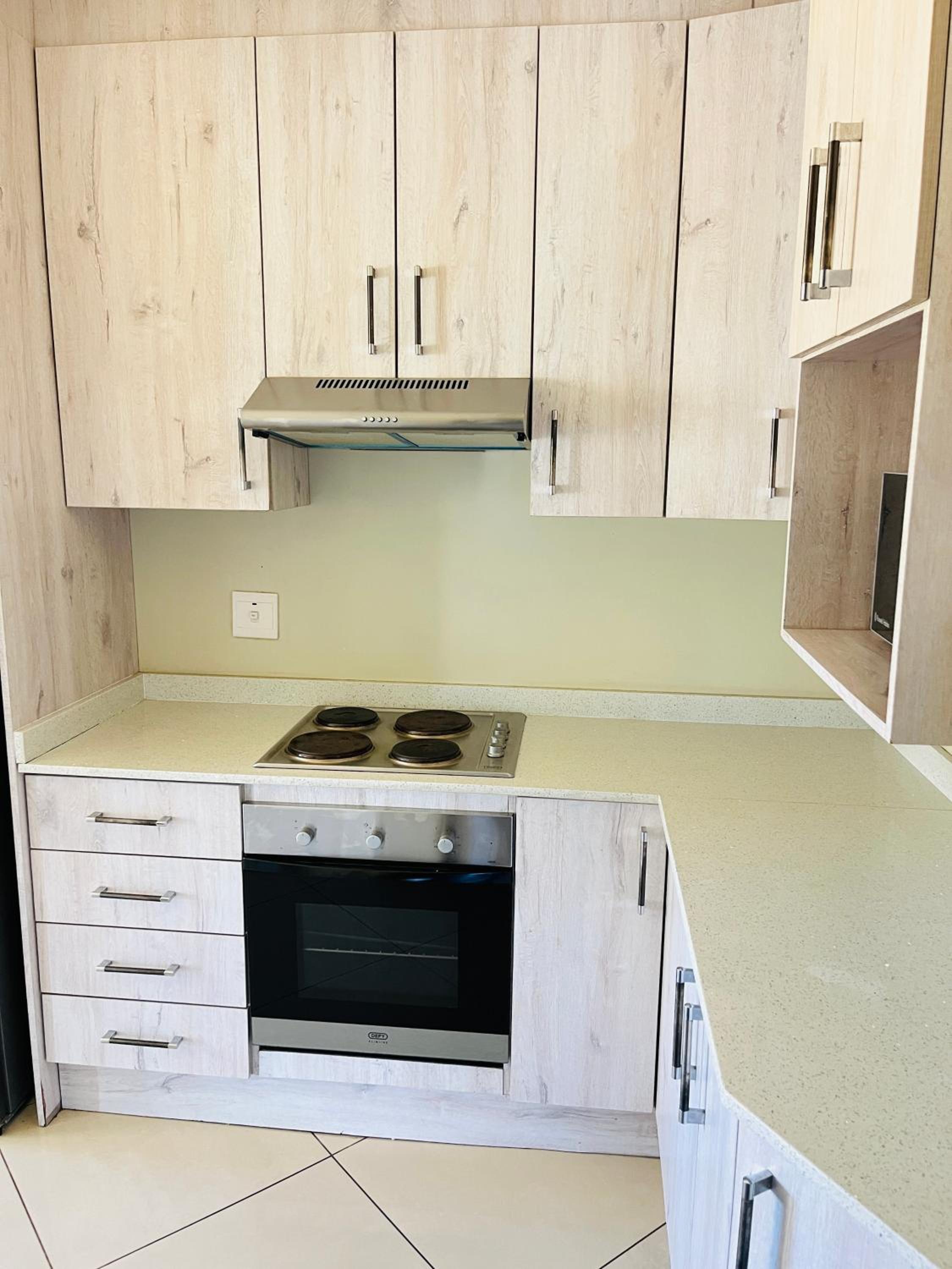 Langelihle Accommodation in Margate 22/37