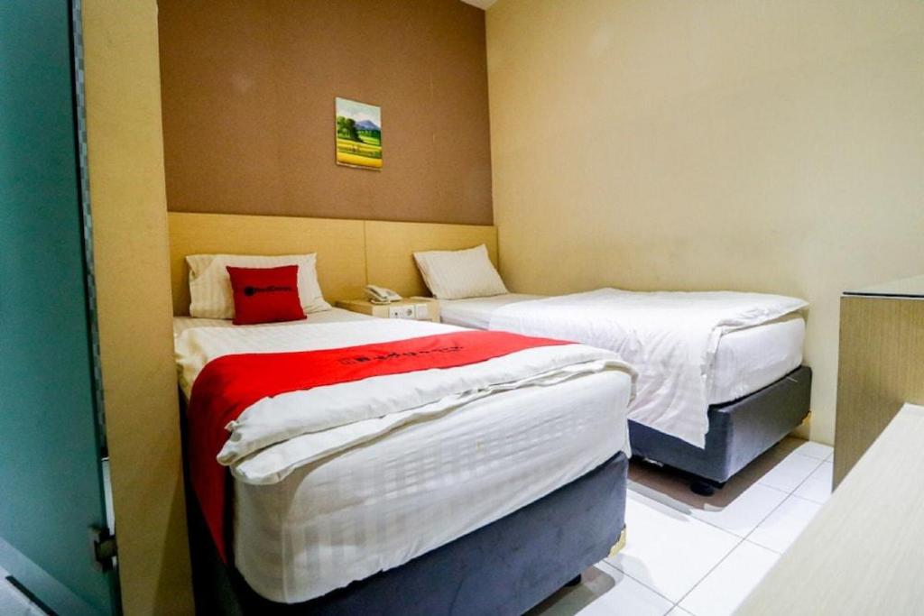 Reddoorz Near Pasar Tarapung Siring Banjarmasin 23/41