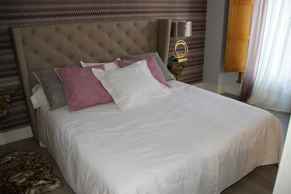 Principia Suites photo2