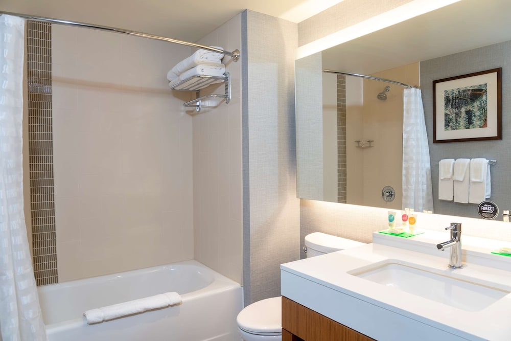 Hyatt Place Detroit/Royal Oak 59/62