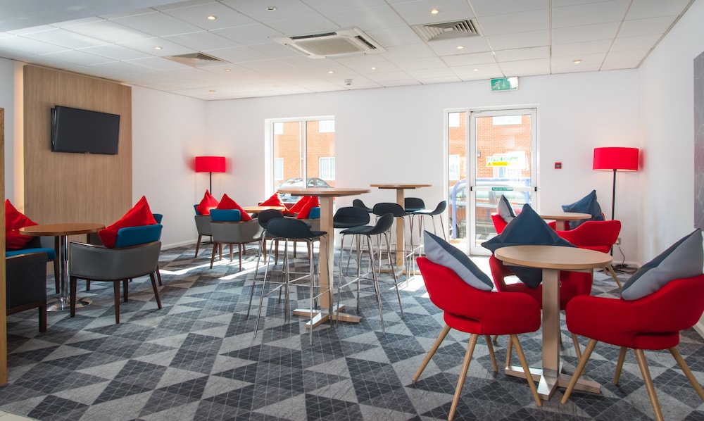 Holiday Inn Express Southampton West 54/64