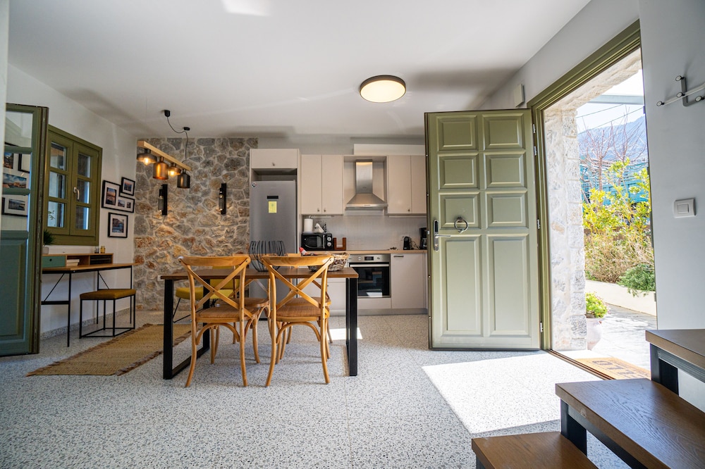 Villa Rosa 32/50