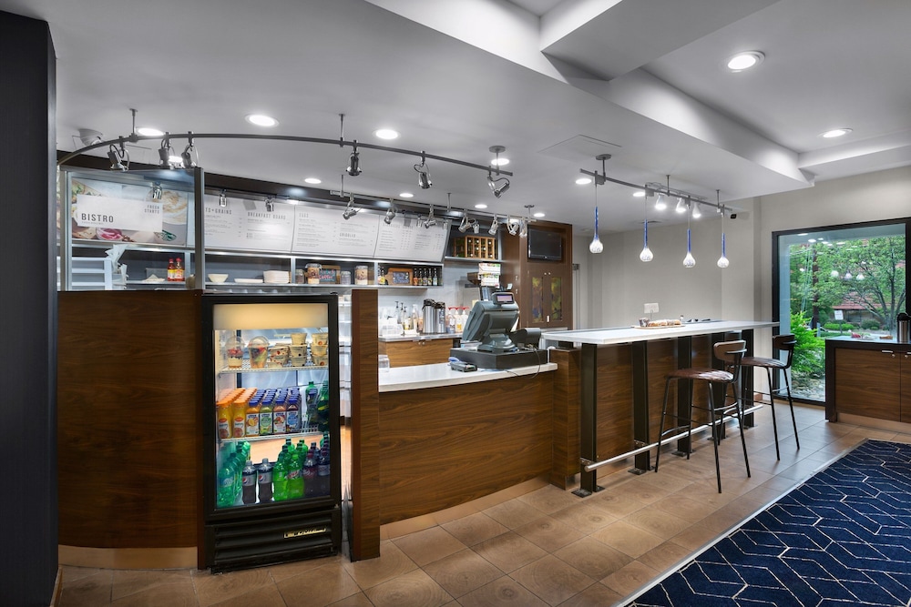 Courtyard By Marriott Winston-Salem Hanes Mall 10/66