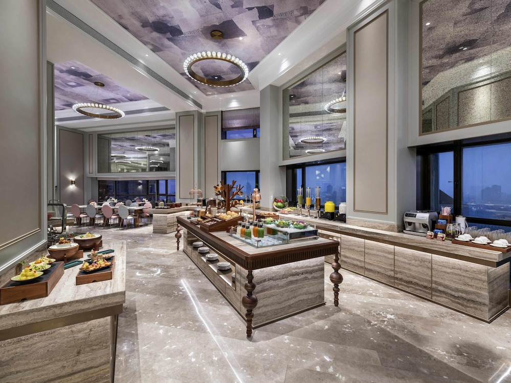 Mercure Nantong Downtown 43/65