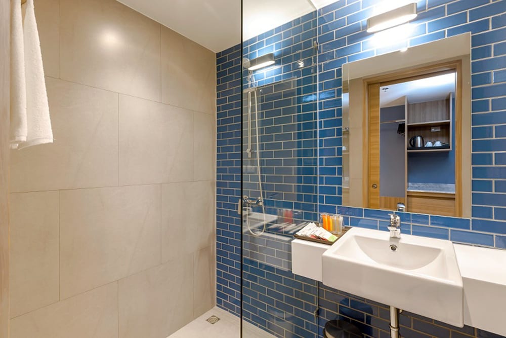 Mercure Phuket Patong Journeyhub 48/50