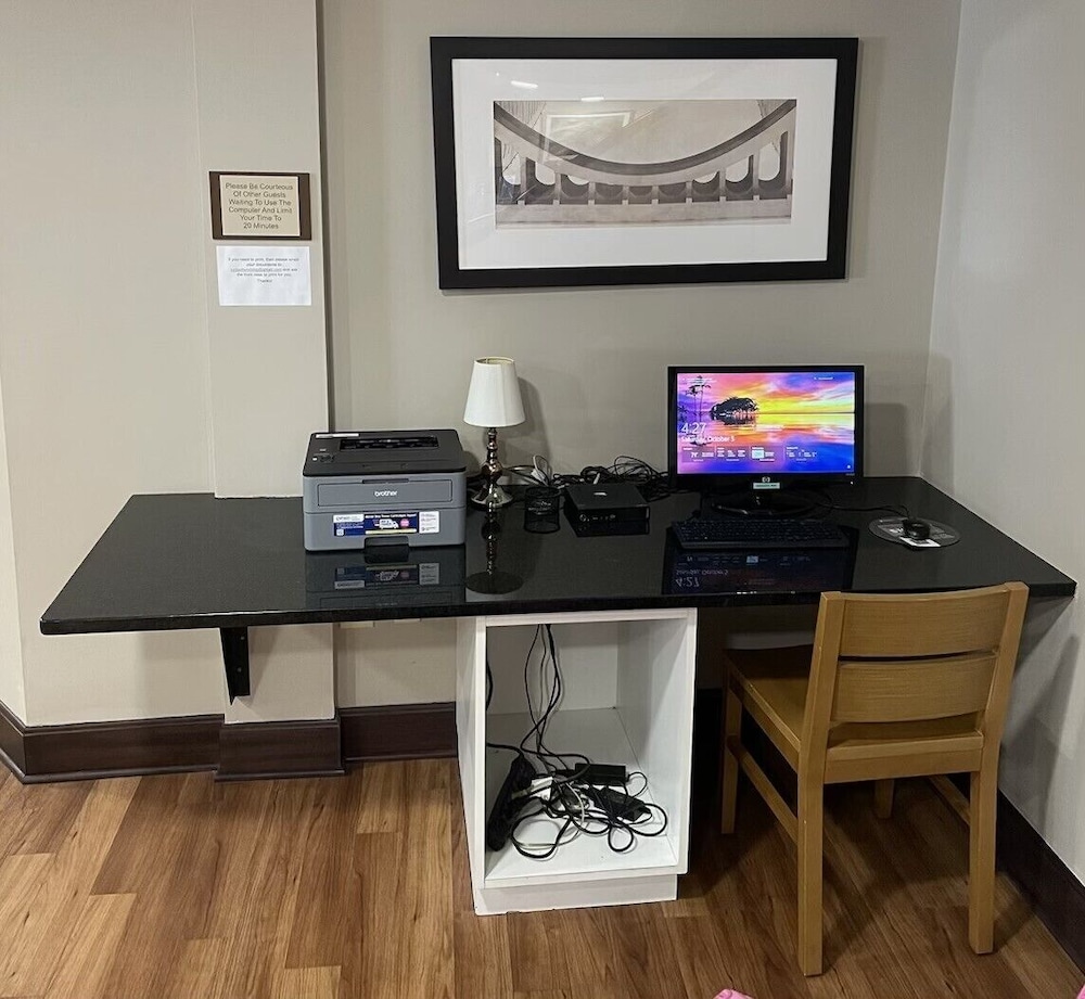 Country Inn & Suites by Radisson, Dayton South, OH 43/54