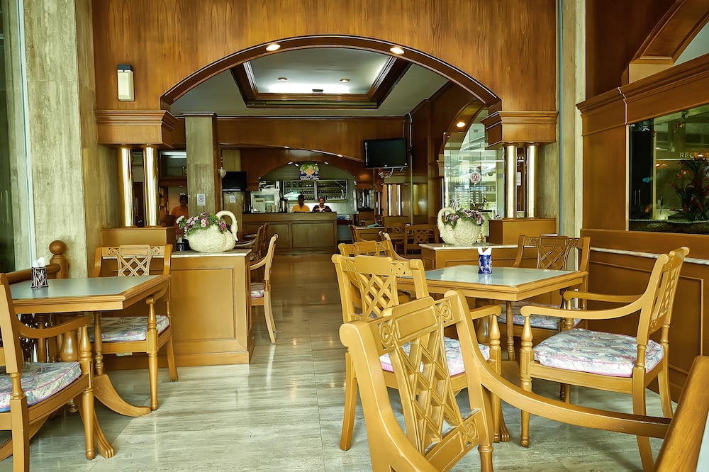 Kosit Hotel Hatyai 51/66