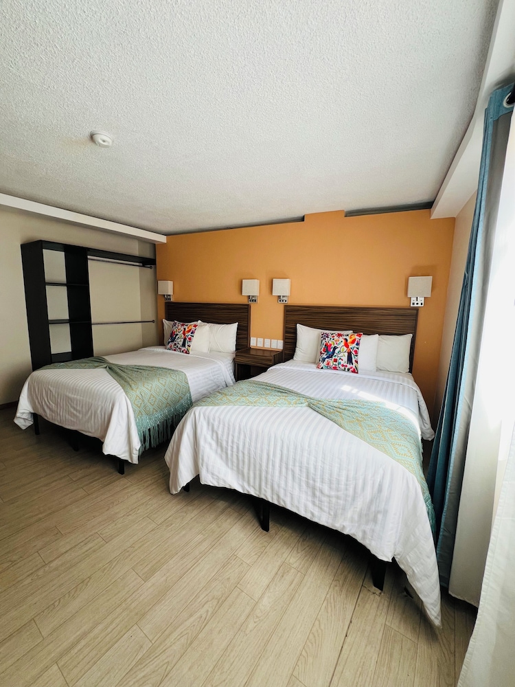 Suites del Jardin Principal 11/43