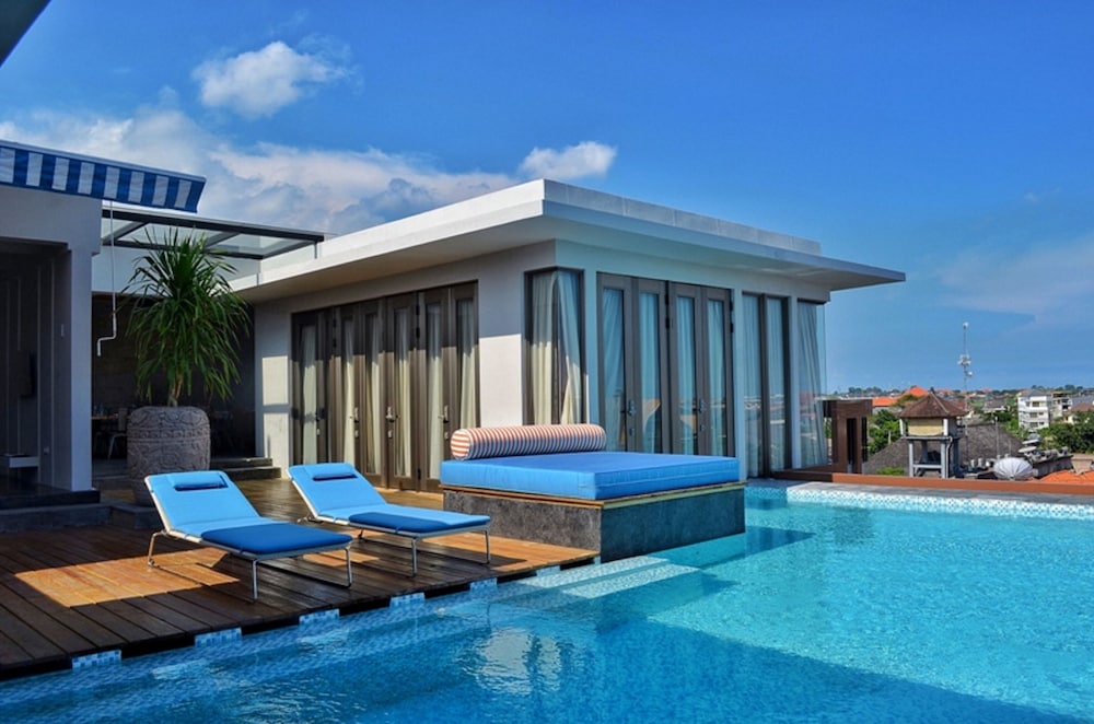 TS Suites Seminyak Bali 4/45