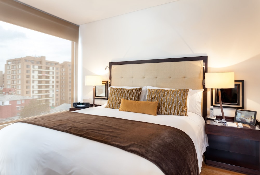 Hotel 93 Luxury Residences 26/69
