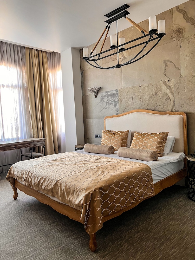 غرفة اقتصادية بسرير كينج، Shirvanshah Hotel 2/10
