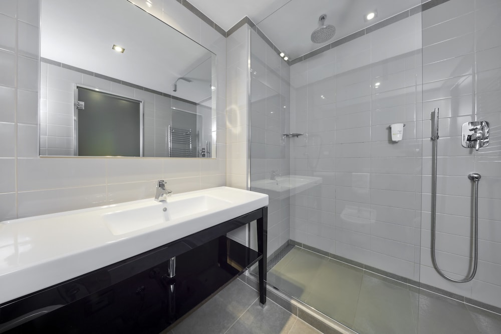 Blu Hotel Brixia Formerly Best Western Brescia Est 11/48