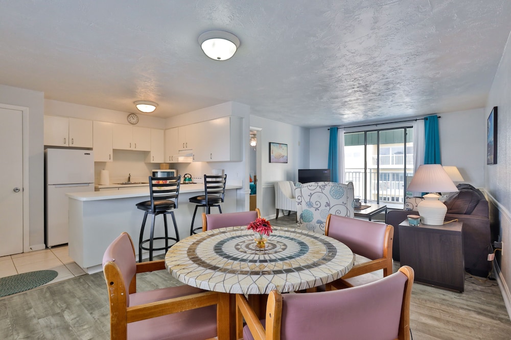 Coastal Waters Inn 67/74
