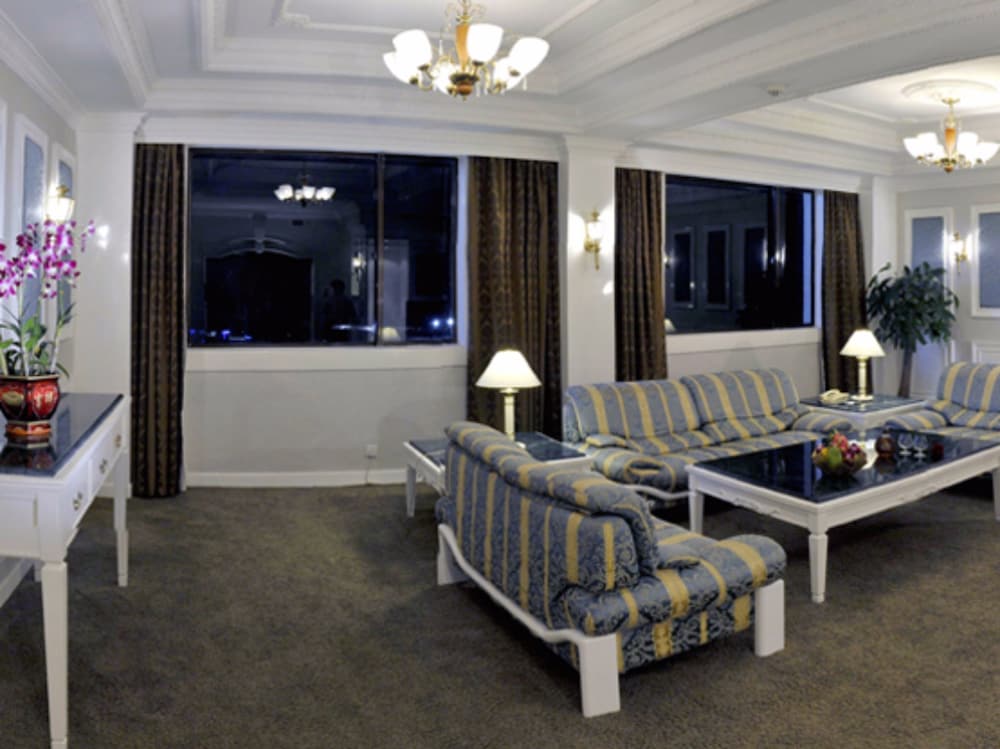 Baohua Harbour View Hotel 14/34