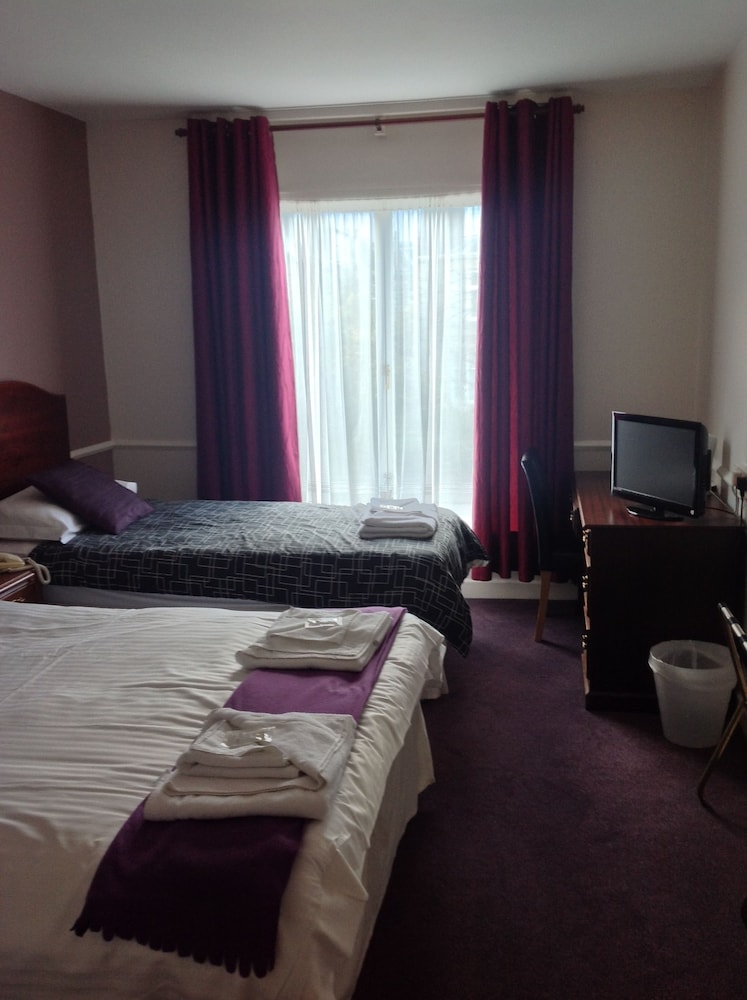 Northumberland Hotel 41/72