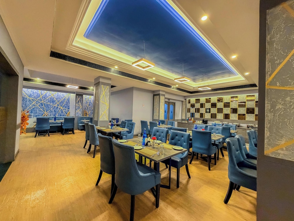 Zip By Spree Hotels Surabi International 40/58