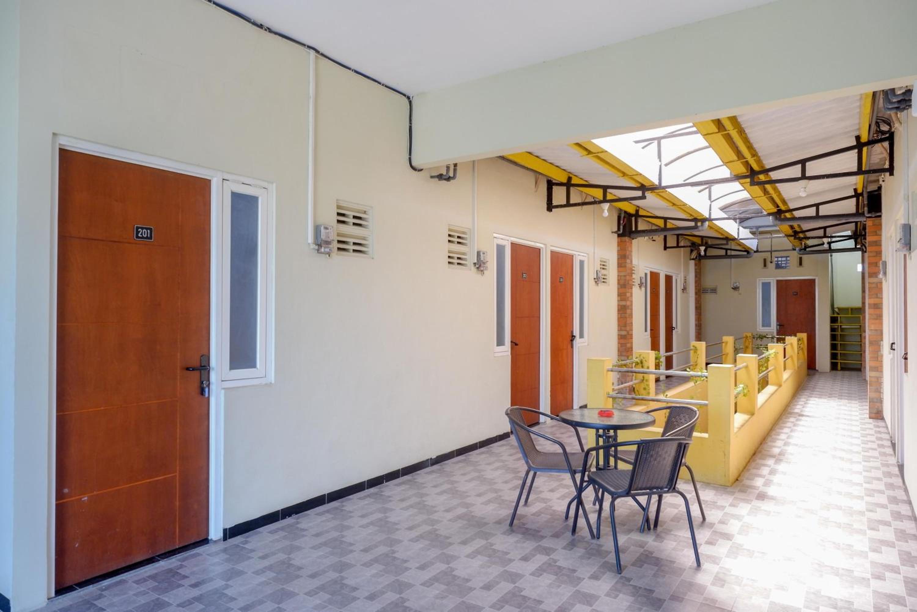 OYO 3170 Songo Residence 40/50