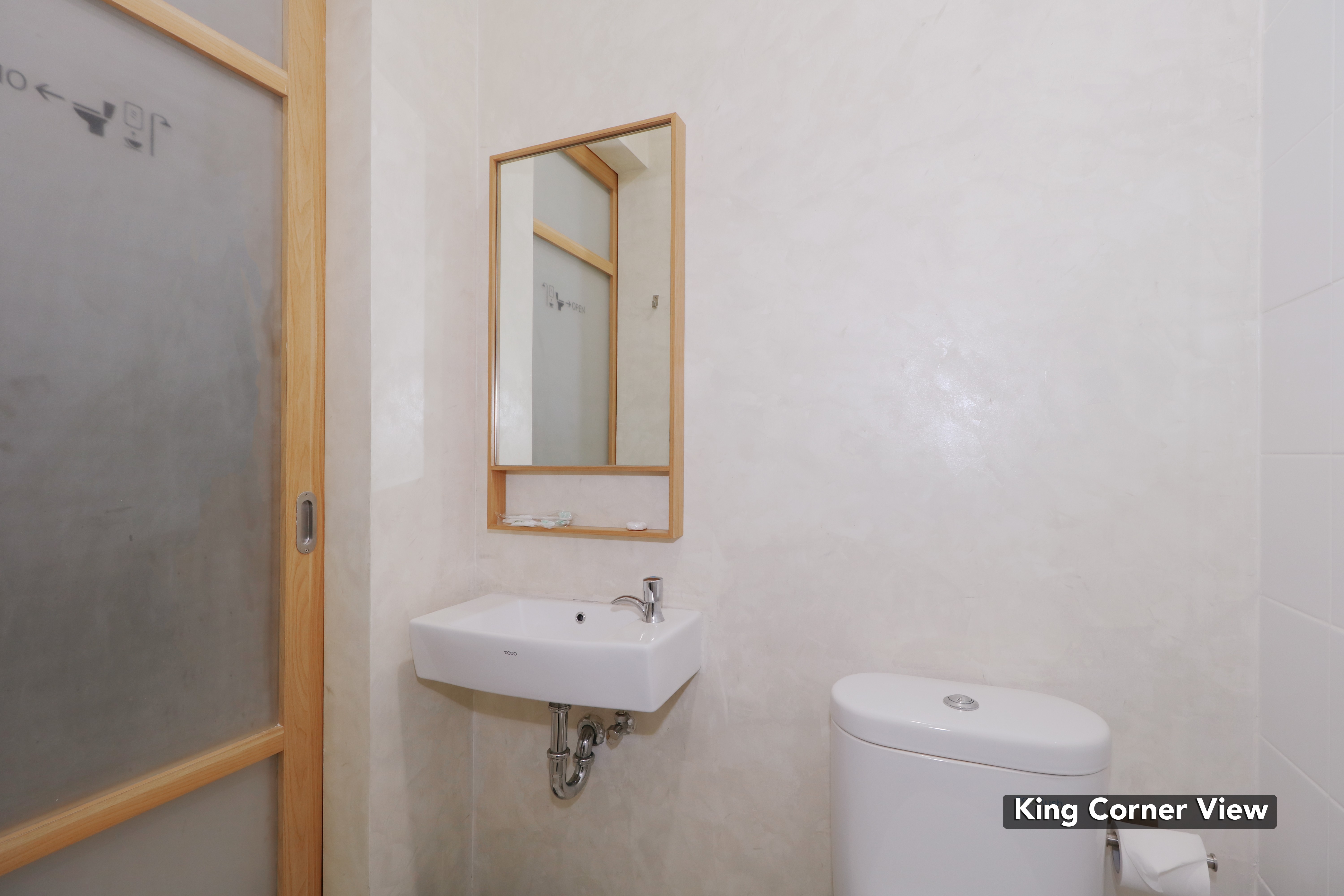Casa Living Senayan 40/53