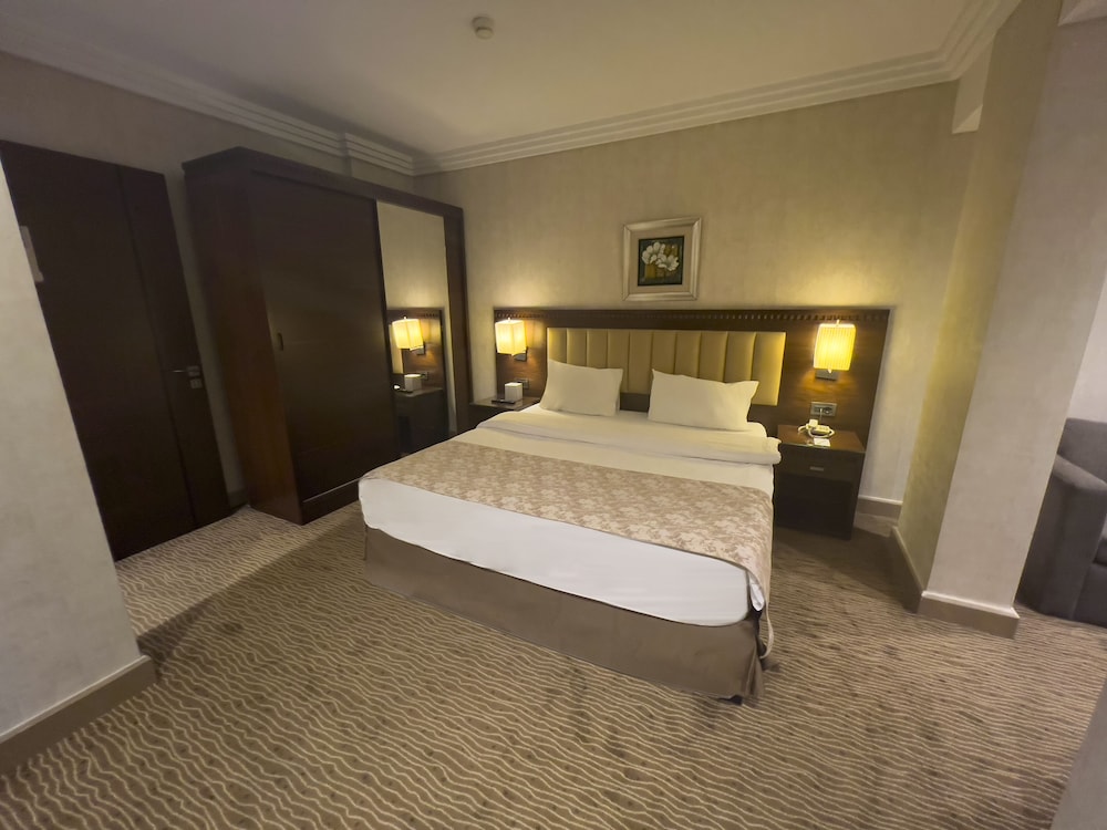 Lancaster Hotel Raouche 15/68