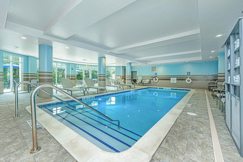 Holiday Inn Express Hotel And Suites Charleston Arpt Conv Ctr Area 29/67
