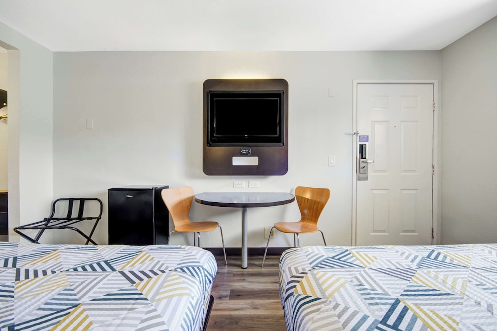 Motel6 San Jose, CA - Airport 21/54
