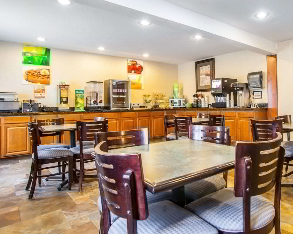 Quality Inn & Suites Ankeny-Des Moines 39/43