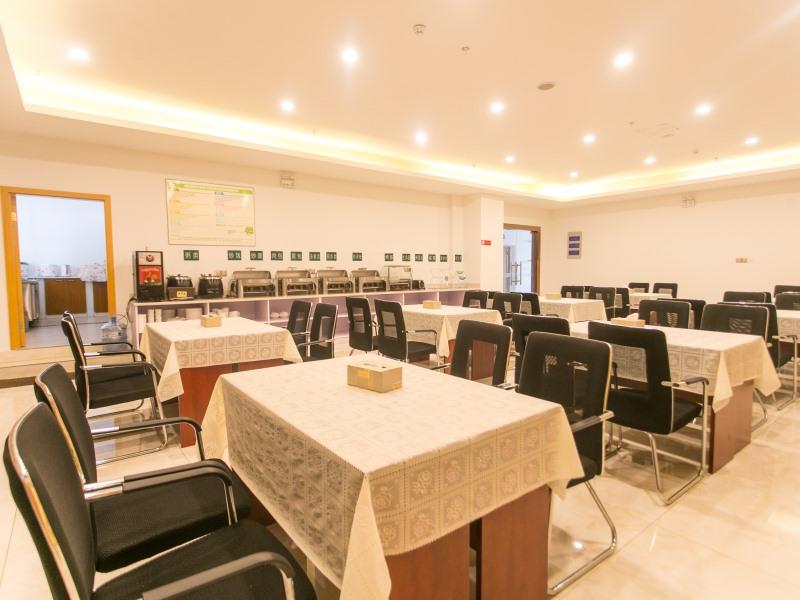GreenTree Inn Suzhou Tai Lake Xukou Town Government Express Hotel 16/24