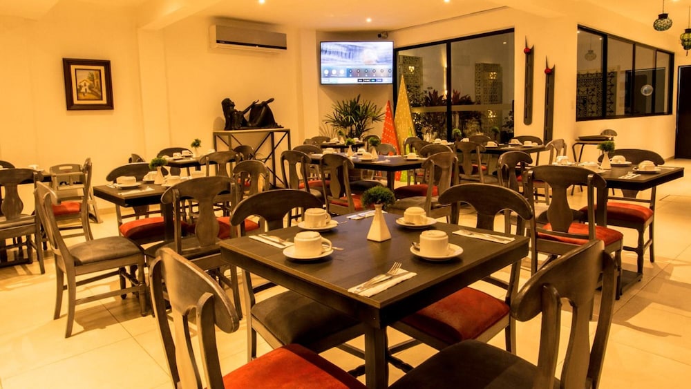 Maria Jose Hotel 27/41